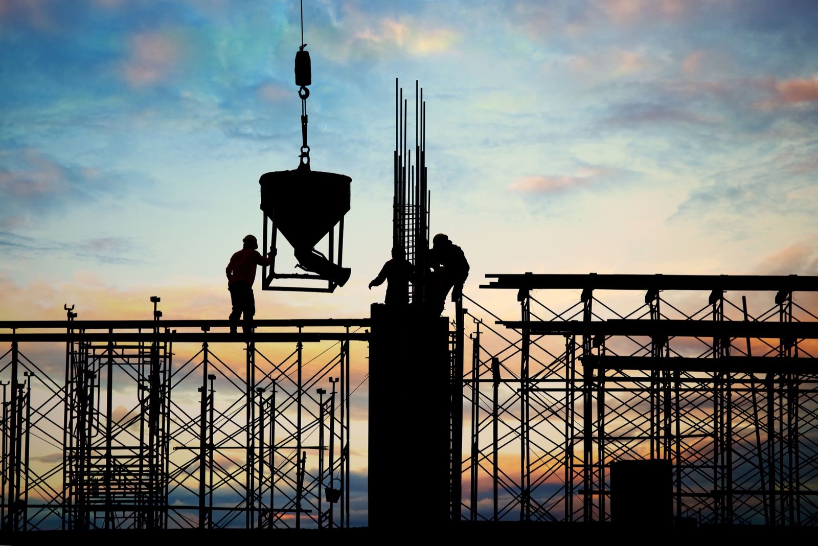 Equipo de construcción y desarrollo inmobiliario Smart Bizness